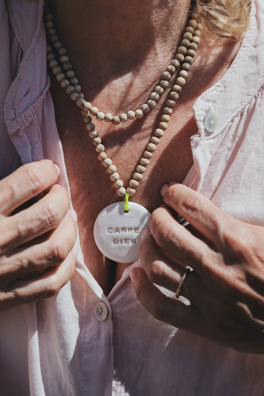 Carpe Diem Rond Céramique Blanche