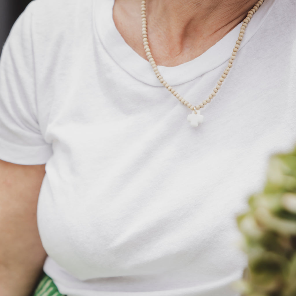 Collier Perle Bois Céramique Blanche