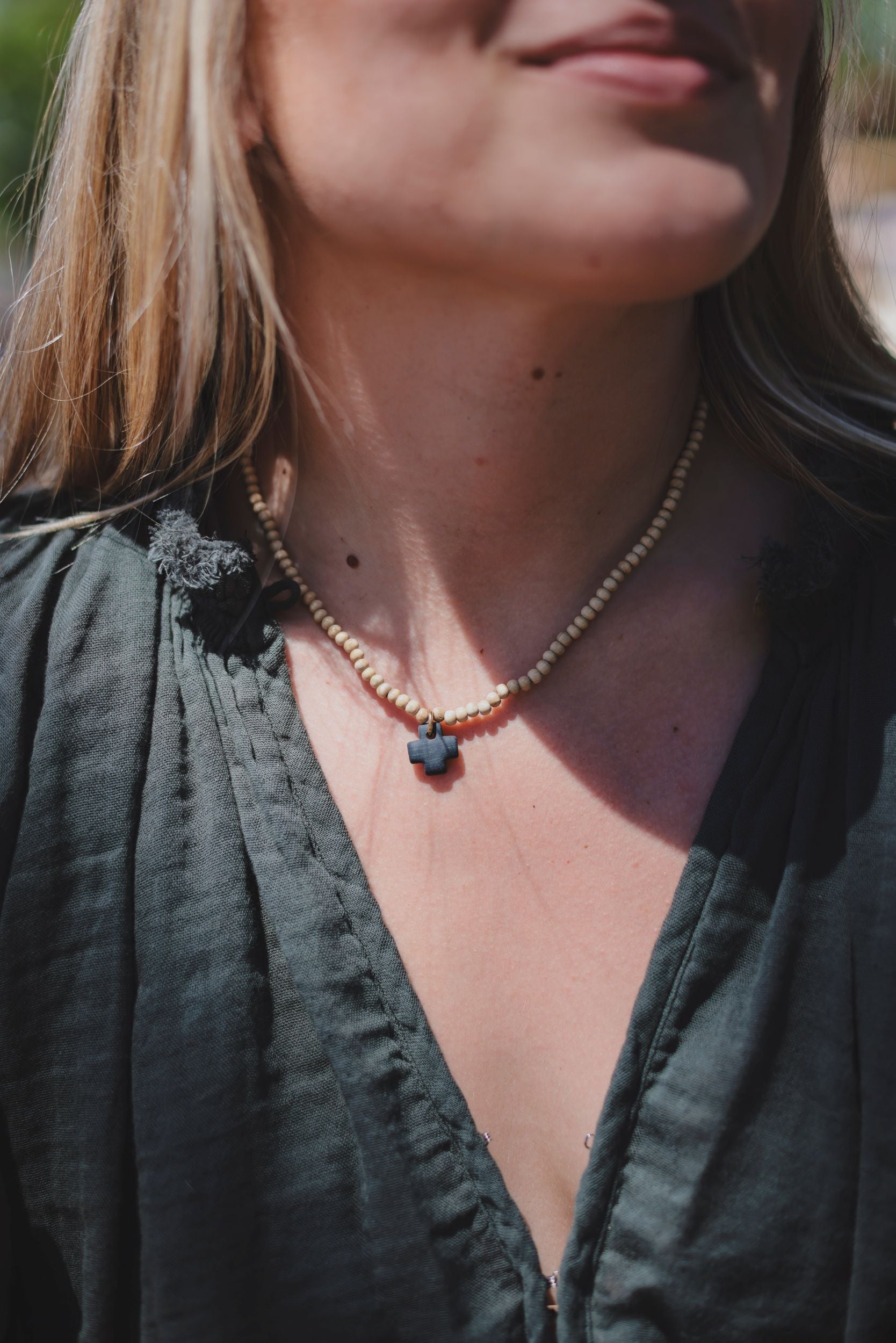 Collier Perle Bois Céramique Noire